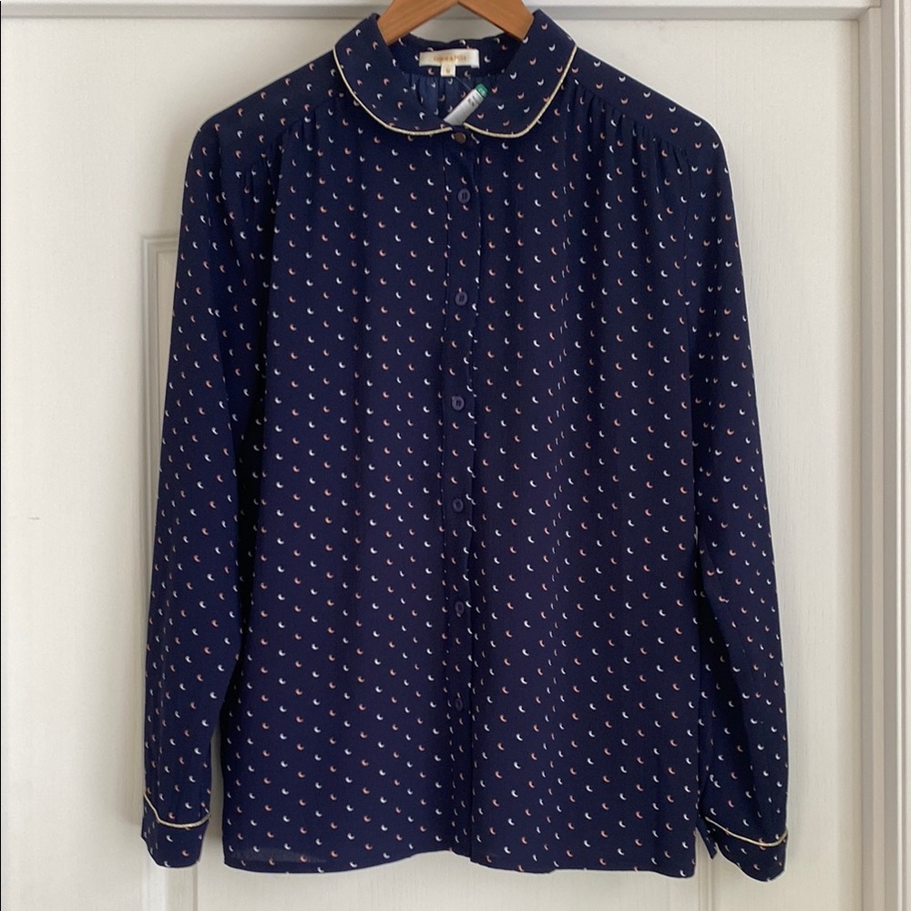 Women's Navy Printed Long-Sleeve Button-Up Blouse with Contrast Piping